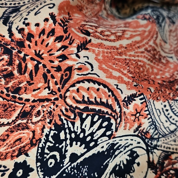 Button Top - Picture 12 of 16